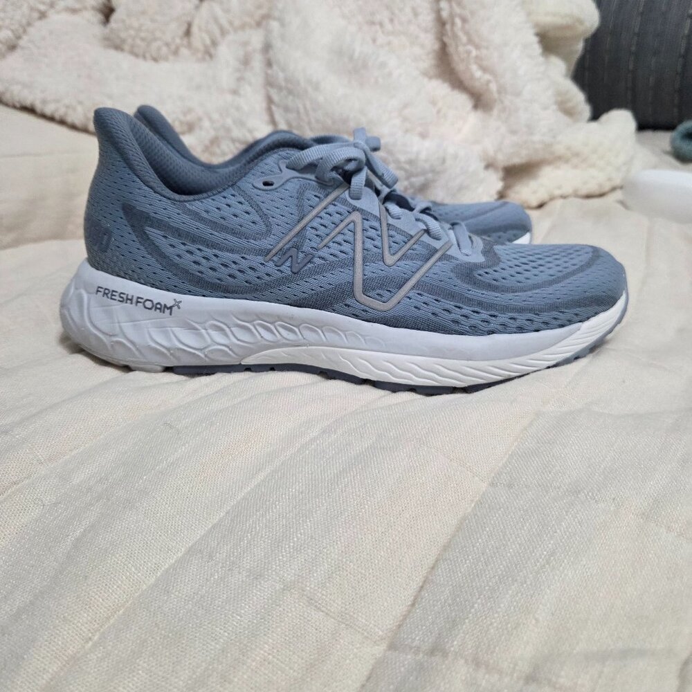 New Balance 880